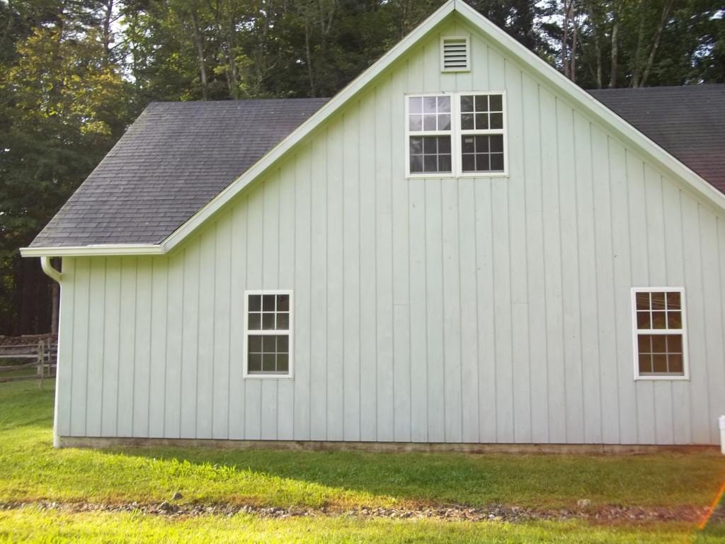 Picture of house cleaned by Westchester Powerwashing
